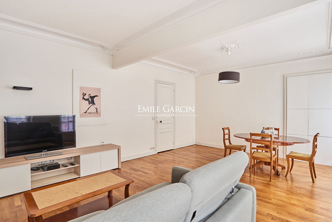 Apartment in Saint Gervais, Paris 4e Arrondissement, Paris 3 - 17304853