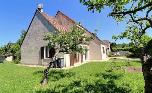 House in Bièvres, Ile-de-France, France 1