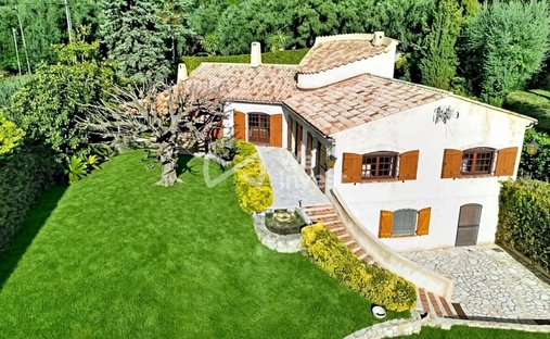 Villa in Nord, Peymeinade, France 1