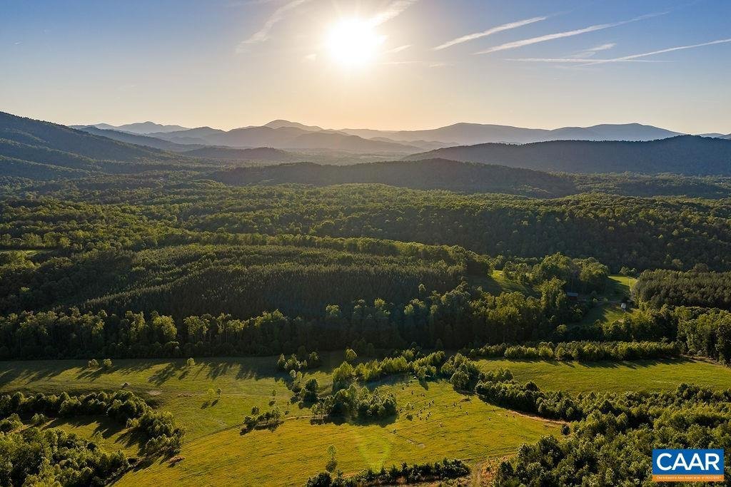 Farm Ranch in Faber, Virginia, United States 2 - 18373529