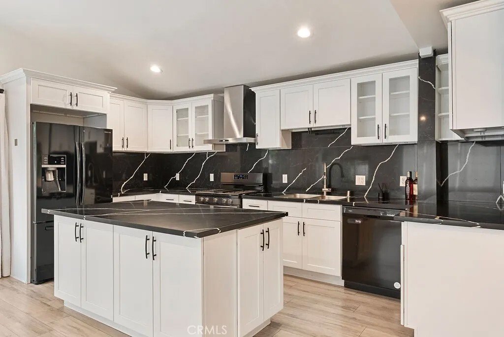 House in Los Angeles, California, United States 1 - 18373107