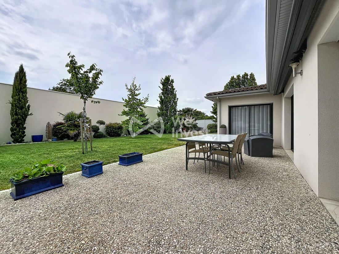 House in Niort, Nouvelle-Aquitaine, France 4 - 17815826