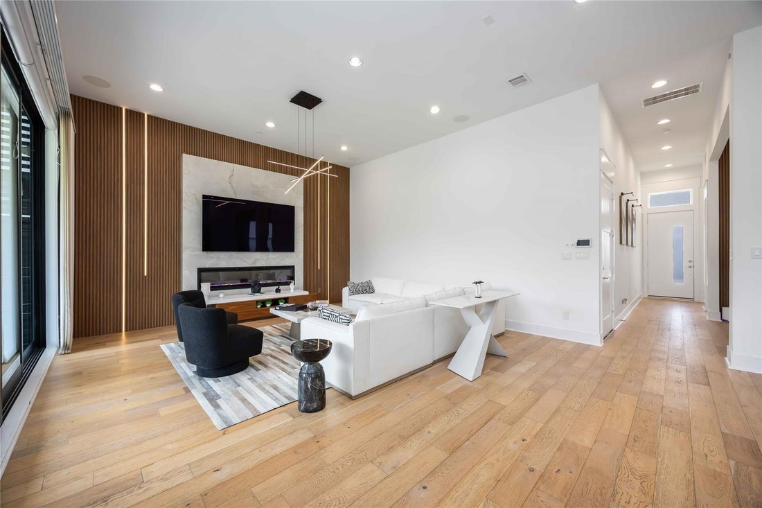 House in Houston, Texas, United States 4 - 18379836