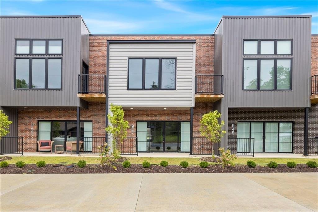 Condo in Cave Springs, Arkansas, United States 1 - 18377324