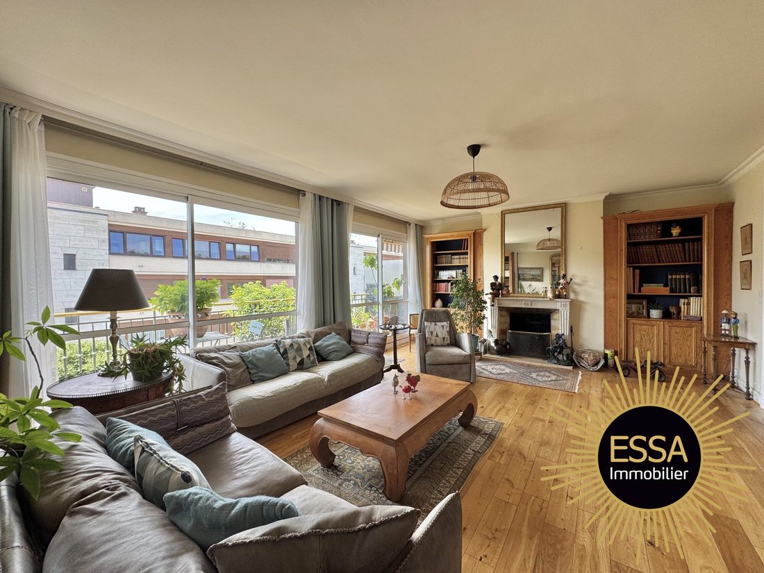 Apartment in Les Residences, Noisy-le-Roi, France 2 - 18385421