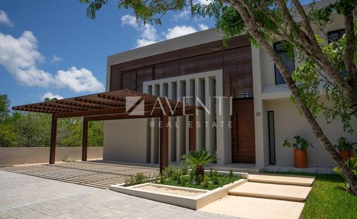 House in Alfredo V. Bonfil, Quintana Roo, Mexico 1
