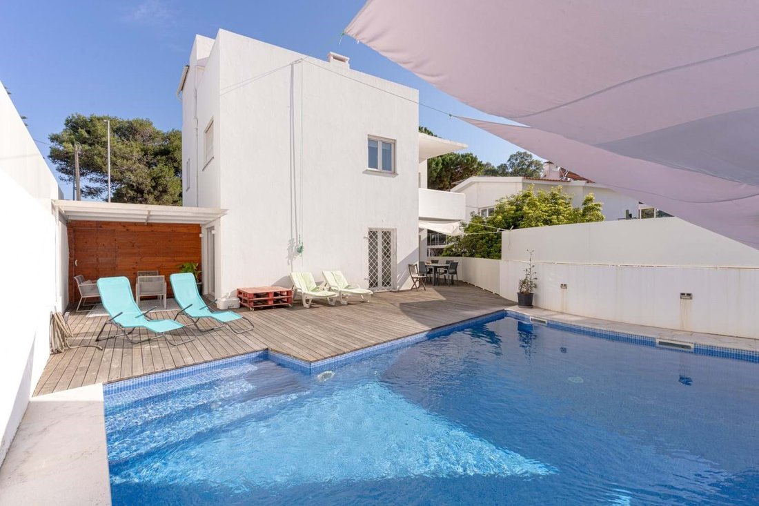 Villa in Cascais e Estoril, Lisbon, Portugal 1 - 18380497