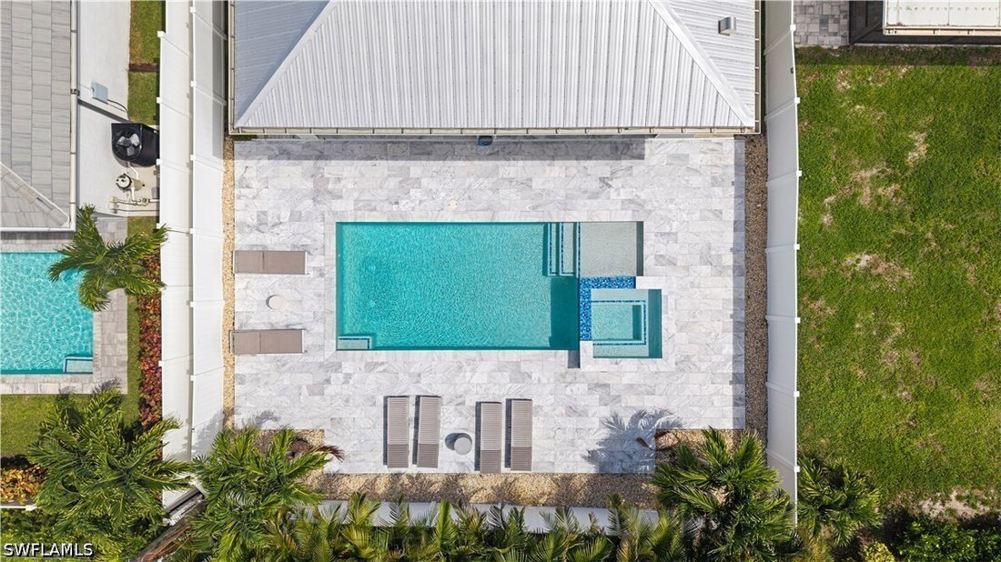 House in Naples, Florida, United States 3 - 18378065