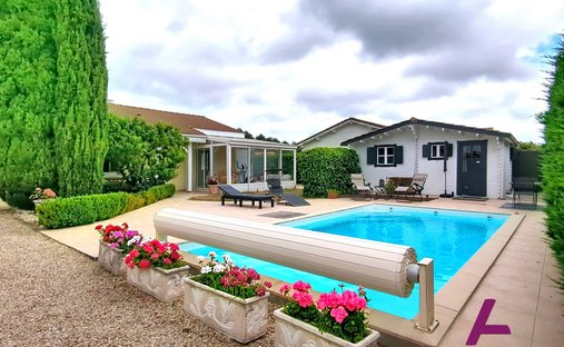 House in Ares, Nouvelle-Aquitaine, France 1