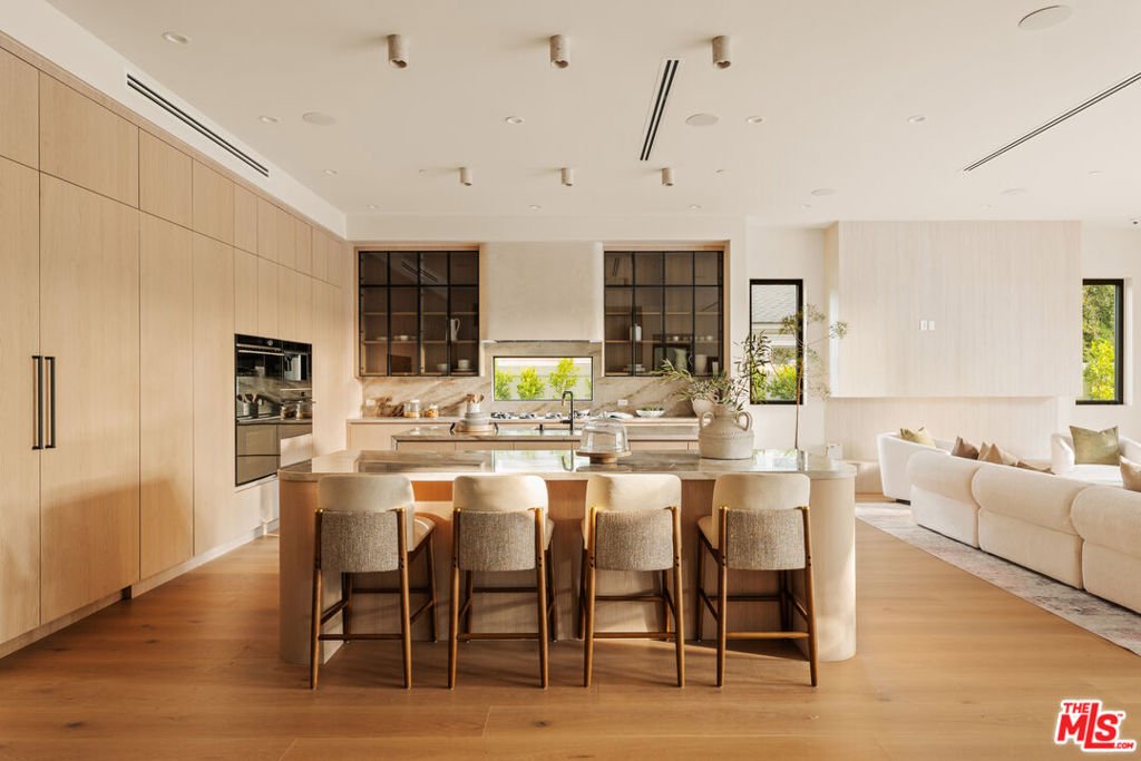 House in Los Angeles, California, United States 4 - 18377797