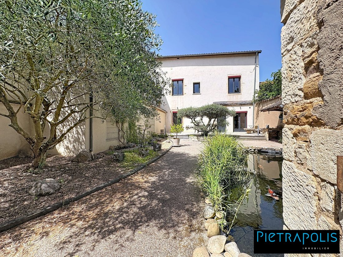 House in Quincieux, Auvergne-Rhône-Alpes, France 2 - 18385698