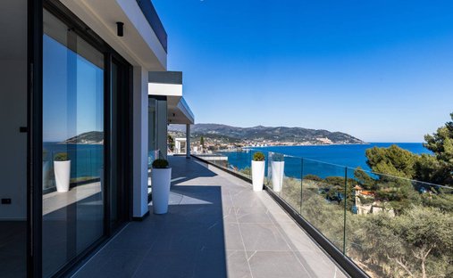 Villa en Diano Marina, Liguria, Italia 1