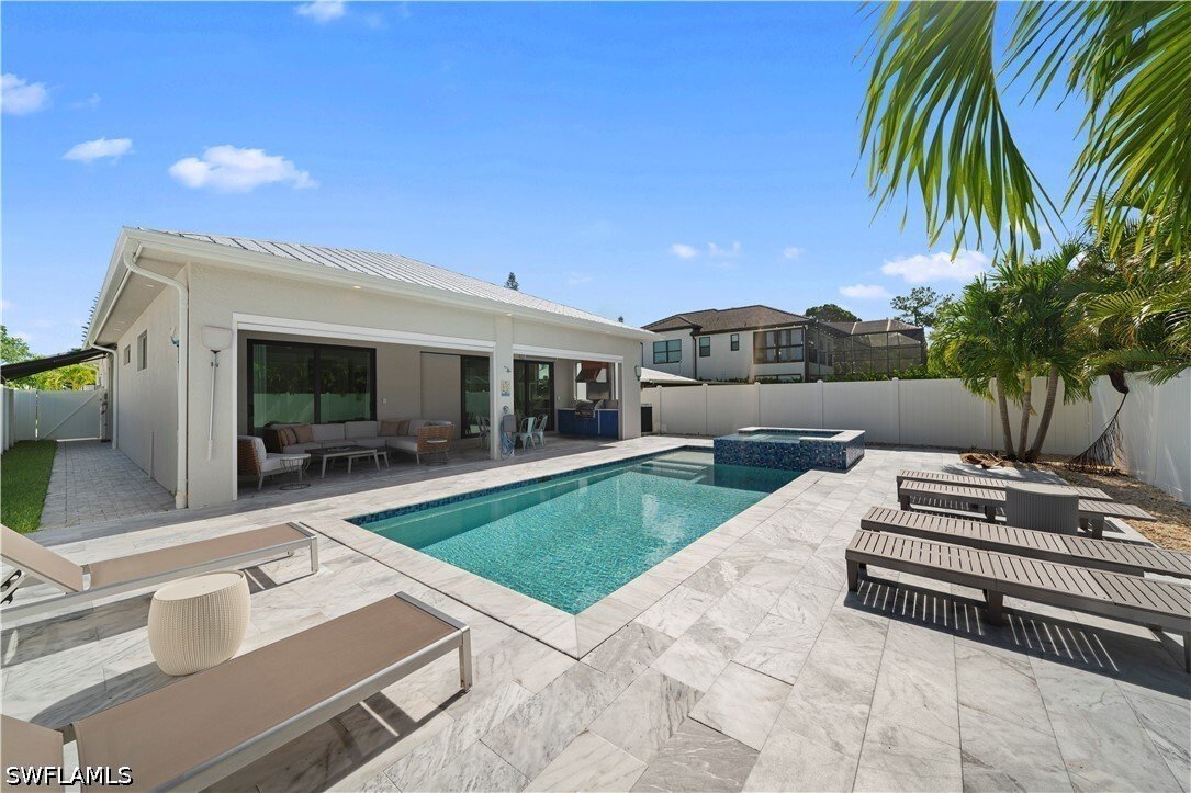 House in Naples, Florida, United States 2 - 18378065
