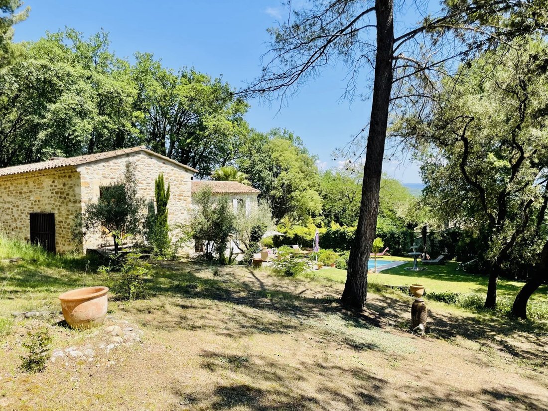 Country House in Grillon, Provence-Alpes-Côte d'Azur, France 3 - 18374050