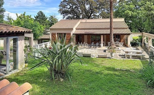 House in Village, Clapiers, France 1