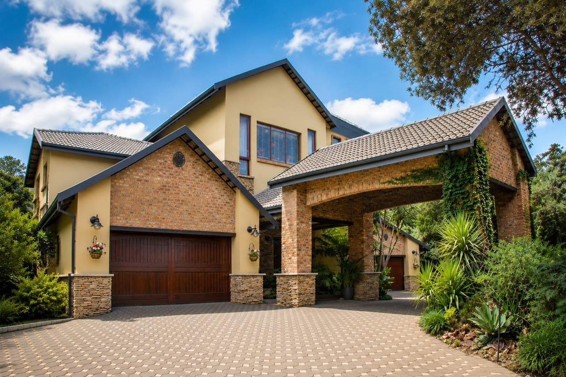 House in Aerorand, Steve Tshwete Local Municipality, South Africa 1 - 18335524