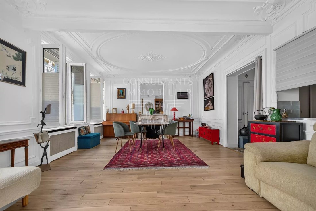 Apartment in Odéon, Paris 6e Arrondissement, Paris 1 - 18374491