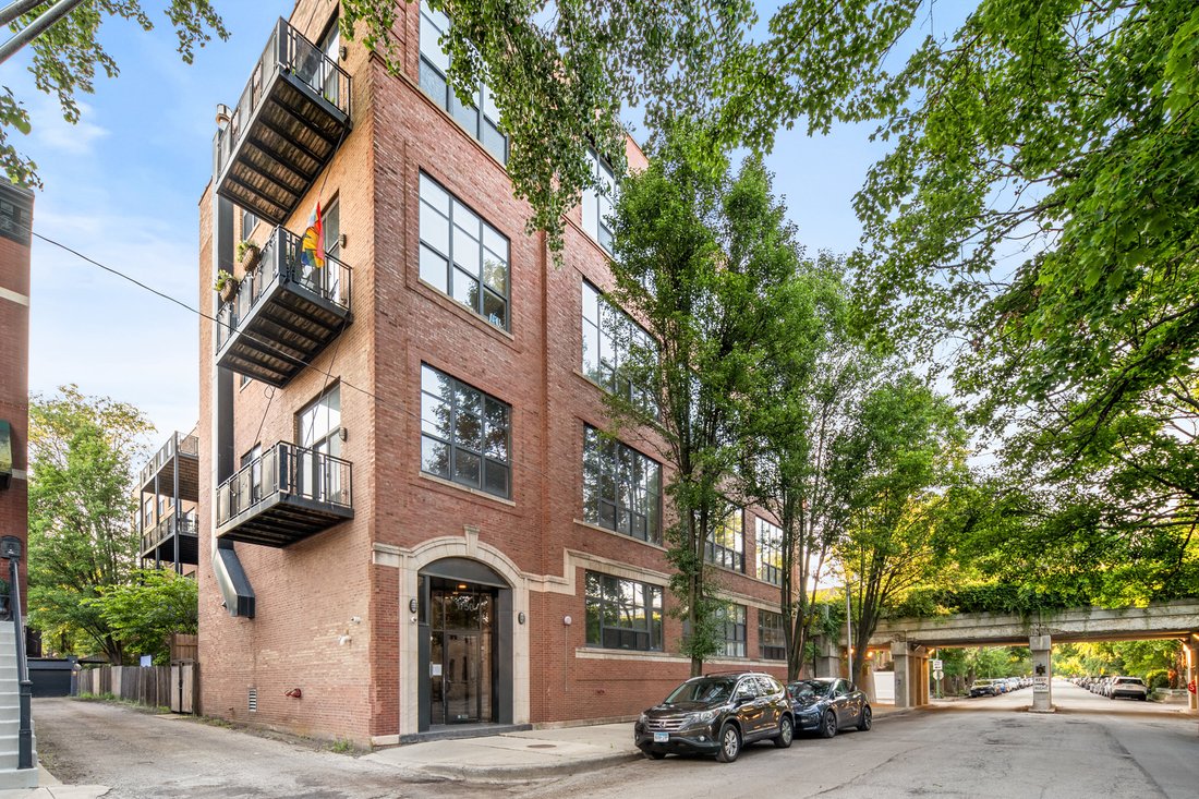 Condo in Chicago, Illinois, United States 1 - 18379209