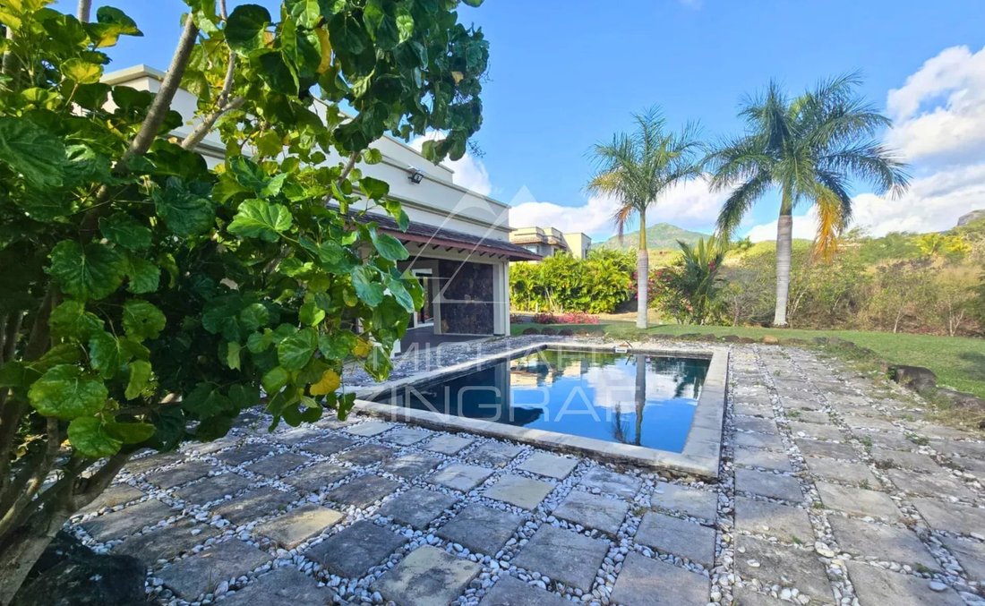 Villa in La Preneuse, Rivière Noire District, Mauritius 3 - 18374179