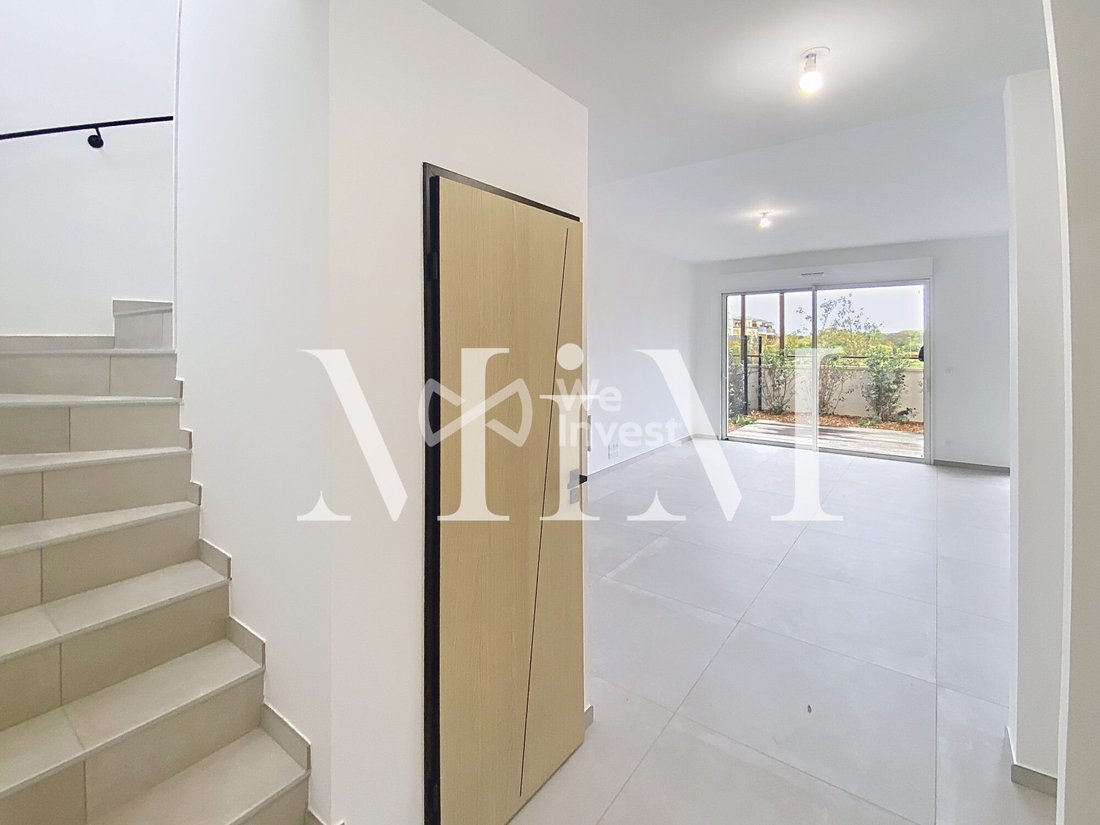 House in Centre Ville, Castries, France 2 - 16491151