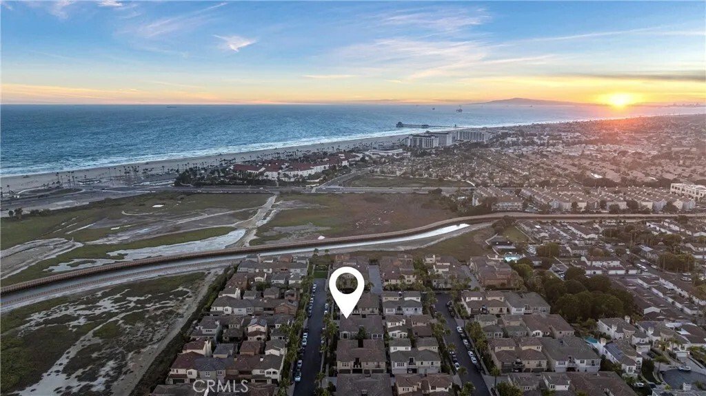 Condo in Huntington Beach, California, United States 5 - 18379554