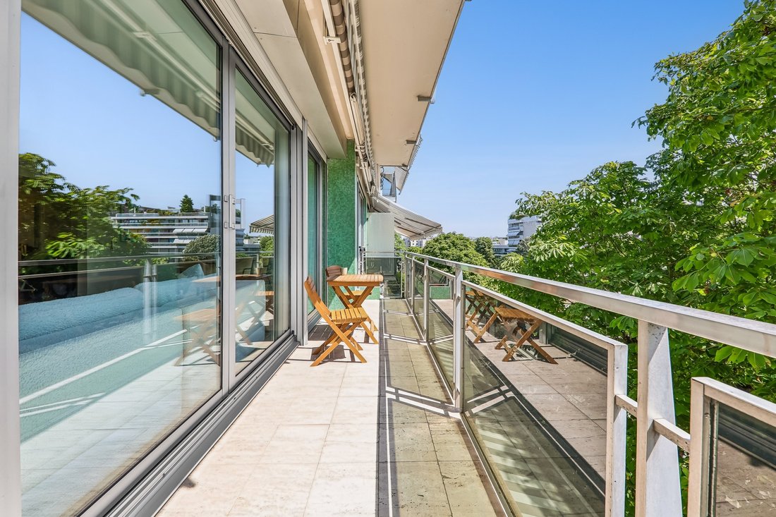 Apartment in La Plaine des Sablons, Neuilly-sur-Seine, France 5 - 18384743