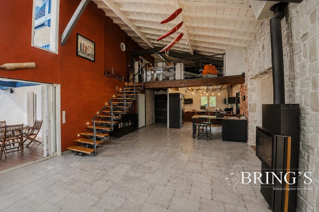House in Urcuit, Nouvelle-Aquitaine, France 4 - 18385351