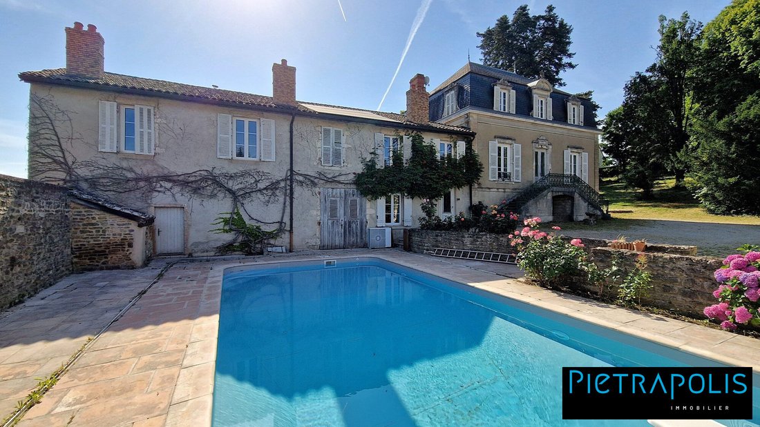 House in Jully-les-Buxy, Bourgogne – Franche-Comté, France 2 - 14658263