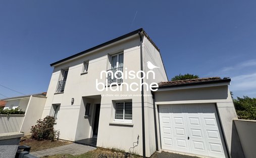 House in Sardine-Chiquet, Pessac, France 1
