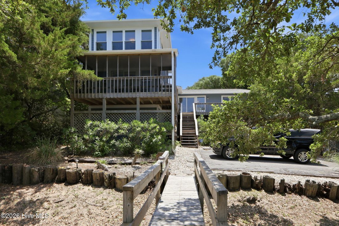 House in Emerald Isle, North Carolina, United States 2 - 18373305