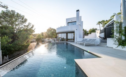 Villa in Benissa, Valencian Community, Spain 1