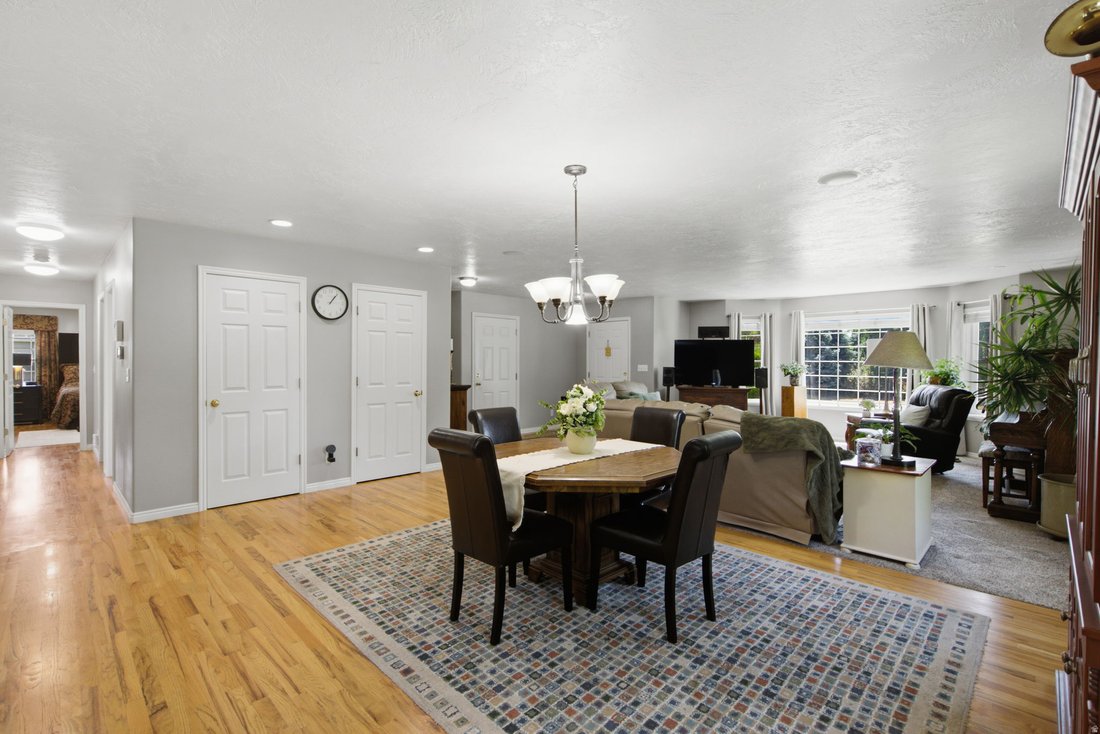 House in Highland, Utah, United States 3 - 18386171