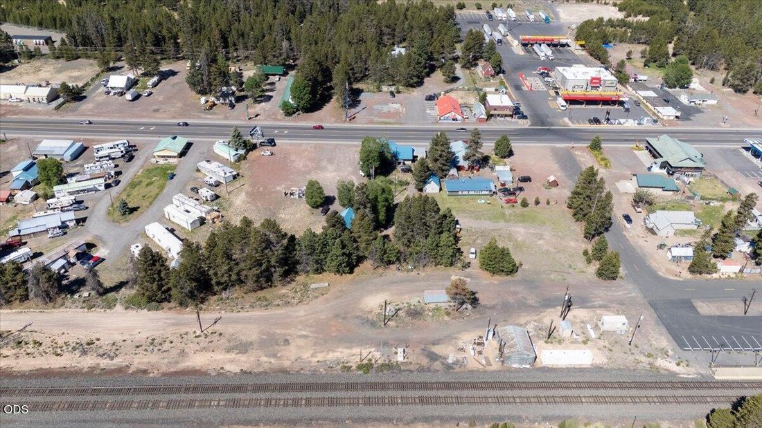 Chemult, Oregon, United States 5 - 18386457