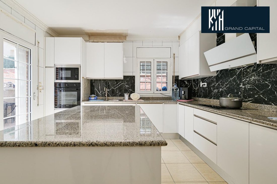 Maison à Sant Miquel de Fluvià, Catalogne, Espagne 2 - 18386534