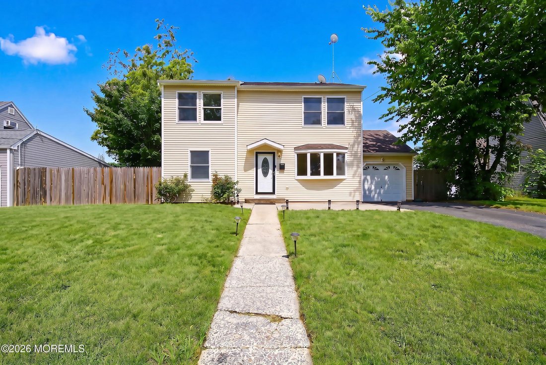 House in East Brunswick, New Jersey, United States 2 - 18386106