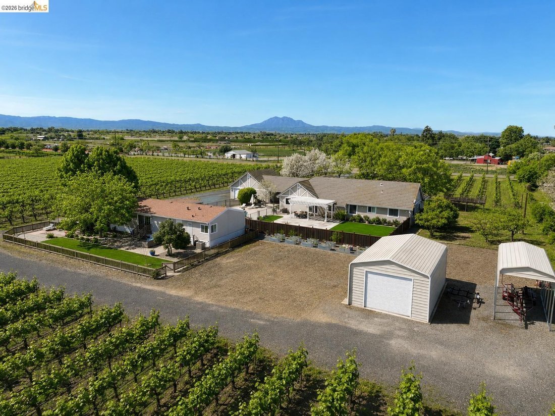 House in Oakley, California, United States 4 - 18386351