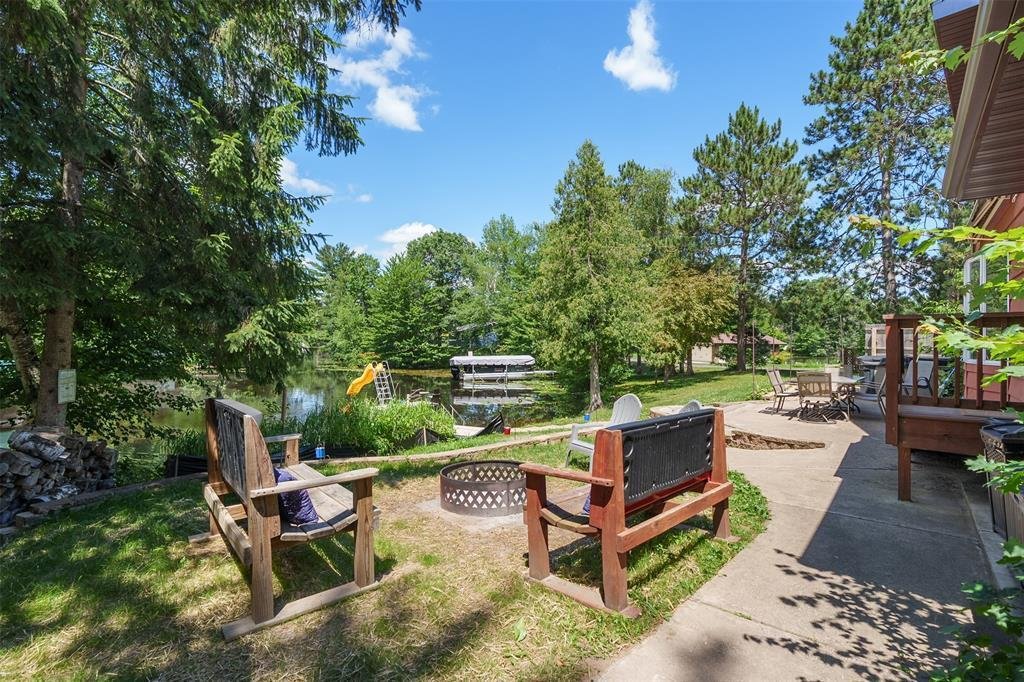 House in Holcombe, Wisconsin, United States 3 - 18386138