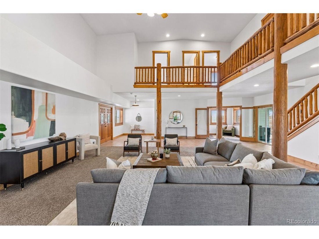 Franktown, Colorado, United States 5 - 18386597
