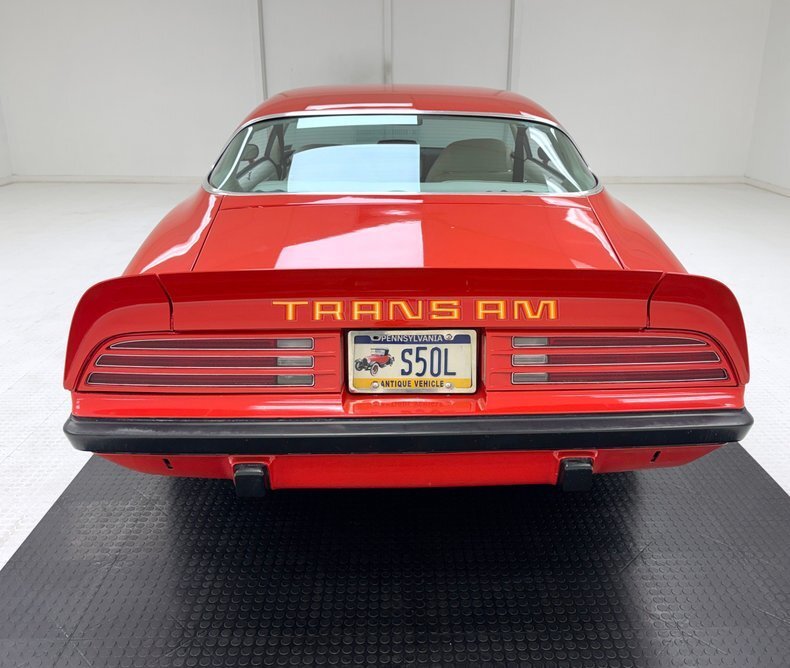 Coupe in Morgantown, United States 4 - 18386996