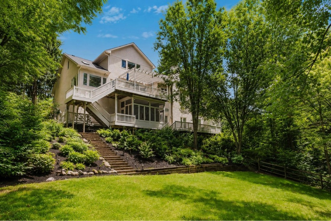 House in Lewis Center, Ohio, United States 2 - 18386489