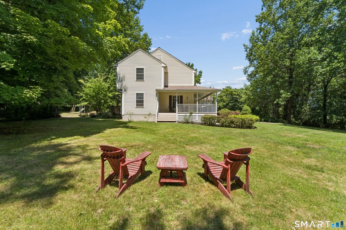 House in Newtown, Connecticut, United States 4 - 18386467