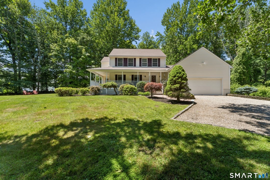 House in Newtown, Connecticut, United States 2 - 18386467