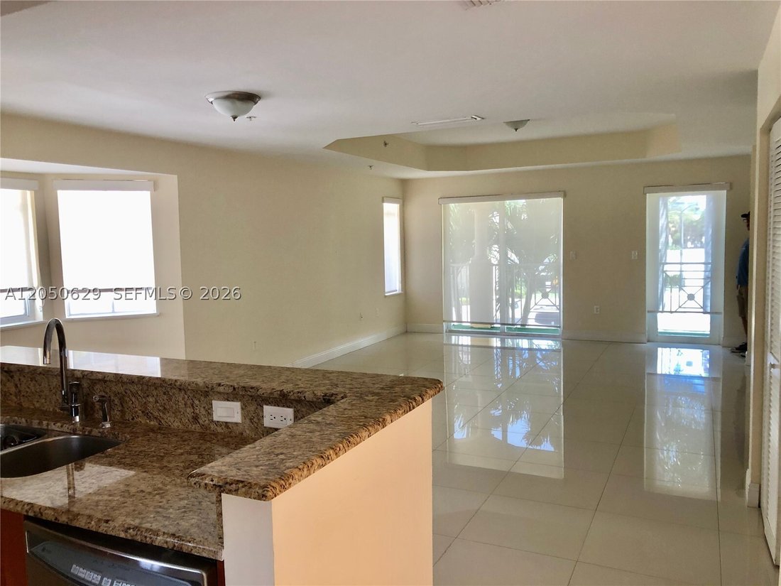 Townhouse in Golden Beach, Florida, United States 2 - 18386615