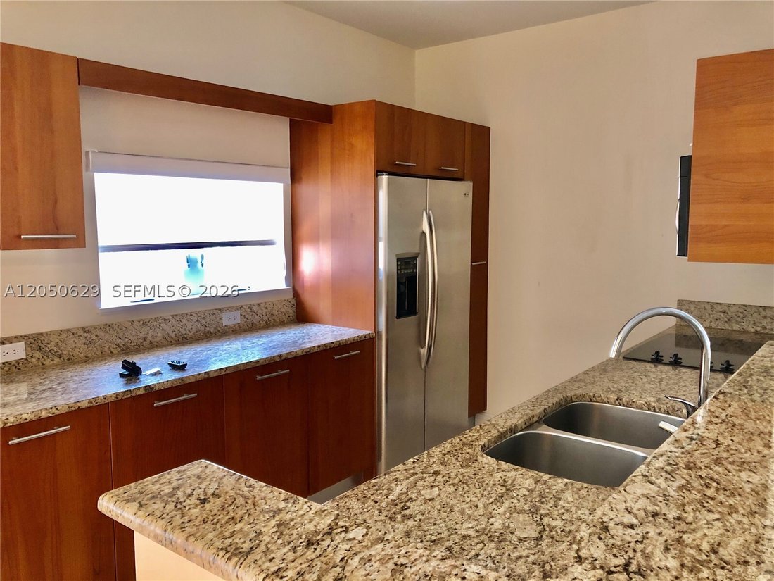 Townhouse in Golden Beach, Florida, United States 3 - 18386615