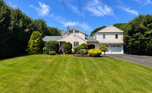 House in Shelton, Connecticut, United States 1