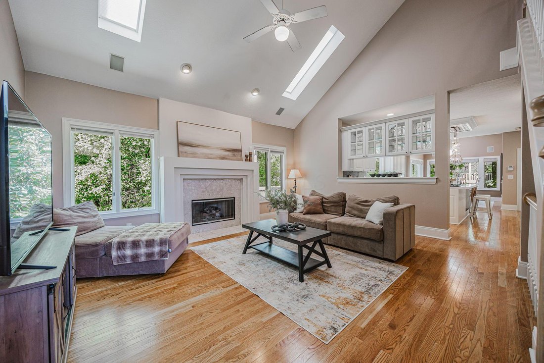 House in Lewis Center, Ohio, United States 5 - 18386489