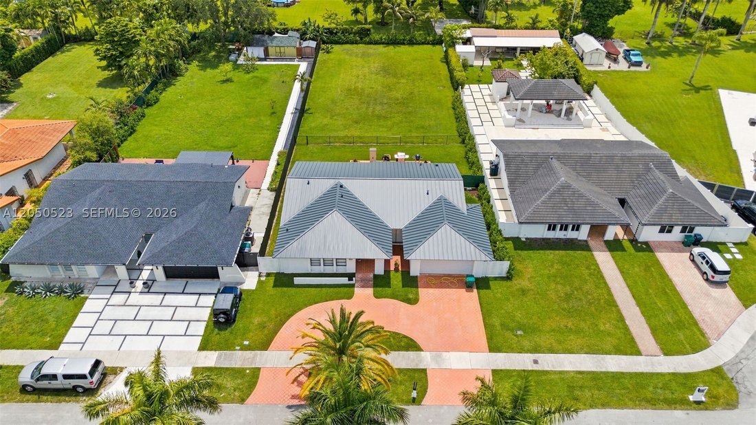 House in Miami, Florida, United States 4 - 18386616