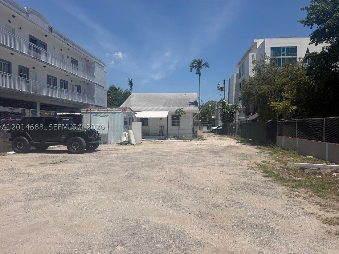 House in Miami, Florida, United States 3 - 17875839