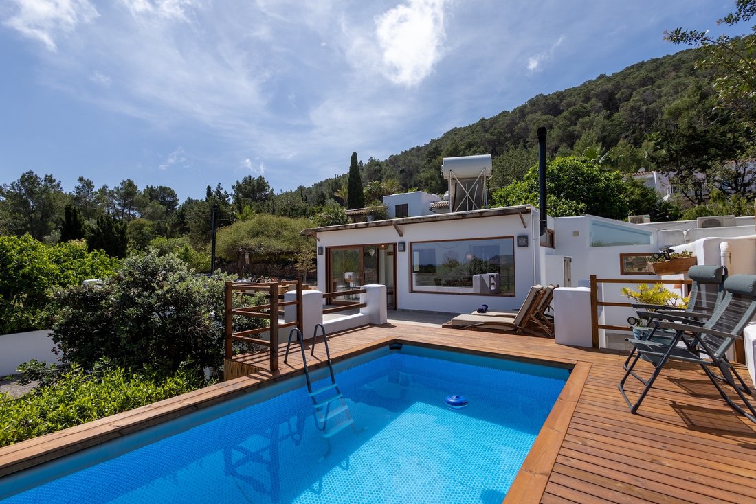 House in Sant Carles de Peralta, Santa Eularia des Riu, Balearic Islands 1 - 18387633