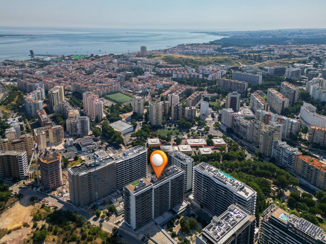 Apartamento en Algés, Distrito de Lisboa, Portugal 2 - 18387393
